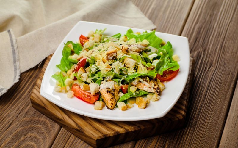Салат цезарь с курицей — 10 рецептов приготовления в домашних условиях