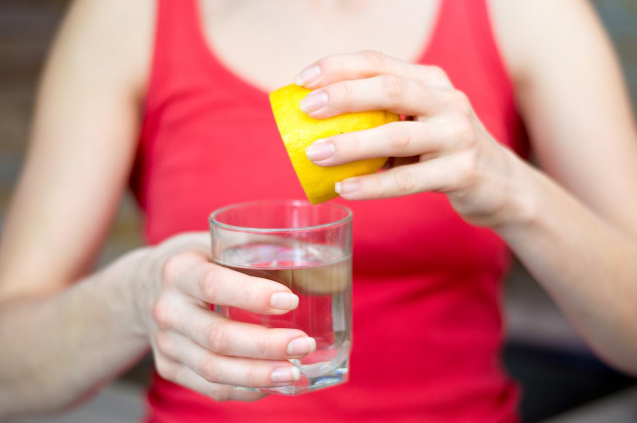 25 вещей, которые происходят с вашим телом, когда вы пьете лимонную воду каждый день