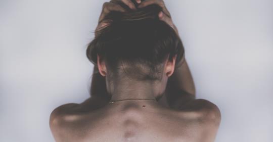 9 признаков депрессии у женщин, которые никогда нельзя игнорировать