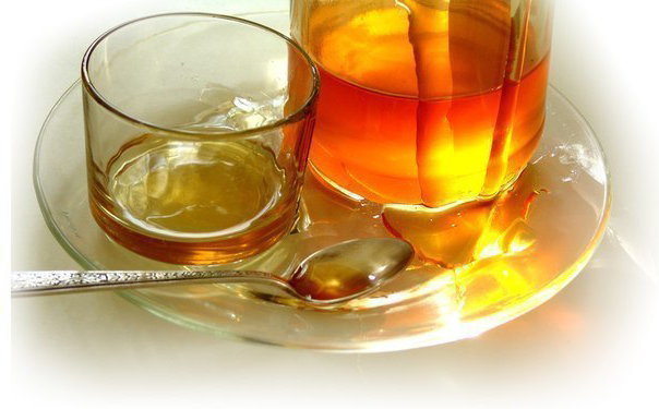 Чем так полезен мед с холодной водой?