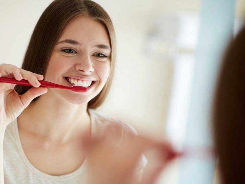 Любители не чистить зубы чаще болеют раком