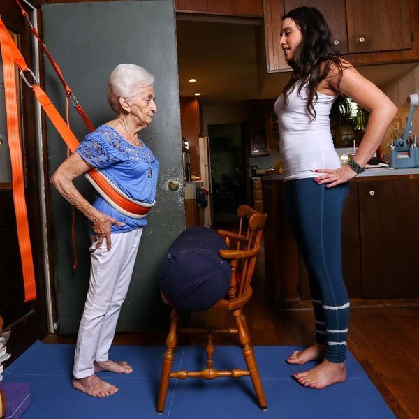 В 85 лет эта женщина изменила свое тело. Я в шоке от увиденного!