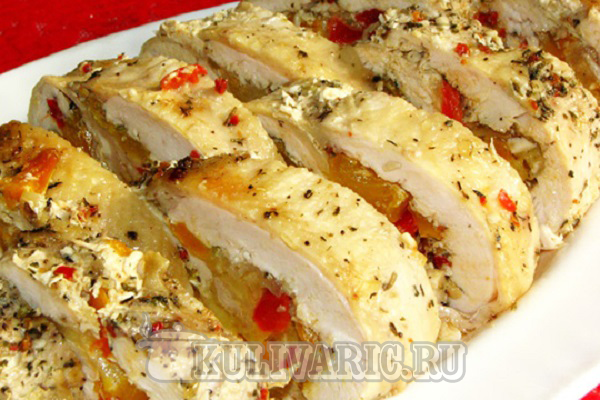 Запеченный куриный рулет, приготовленный по этому рецепту украсит любой, даже самый изысканный, праздничный стол.