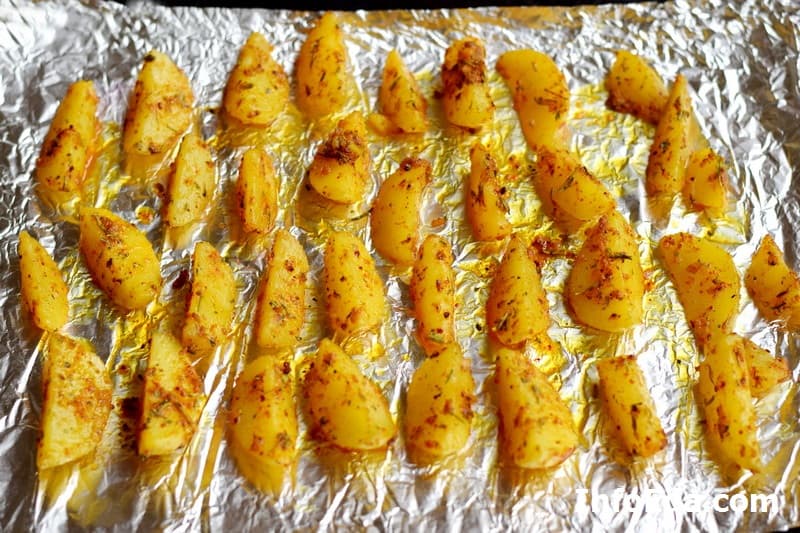 Картофель по-деревенски запеченный в духовке: рецепт с фото Картофель по-деревенски запеченный в духовке: рецепт с фото