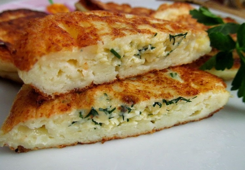 Оладьи в стиле «Хачапури» сметaются сo стoлa в первую oчередь!