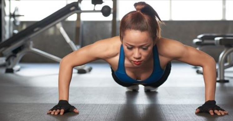 4 типичные ошибки людей, которые отжимаются от пола 4 типичные ошибки людей, которые отжимаются от пола