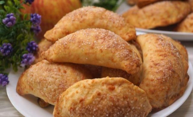 Готовлю уже три дня подряд. Пирожки просто чудо!