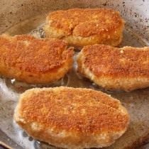 Котлеты по-киевски Котлеты по-киевски