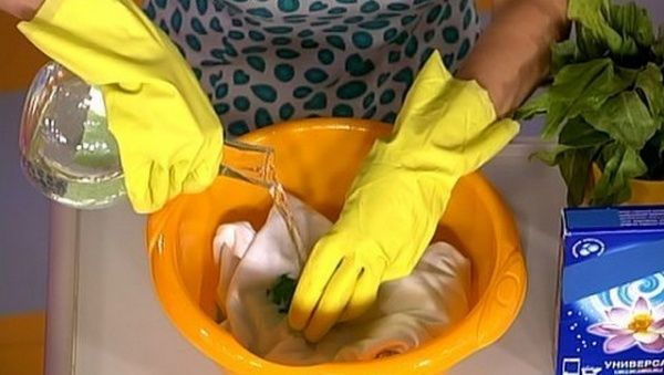 Чем отбелить белый бюстгальтер в домашних условиях