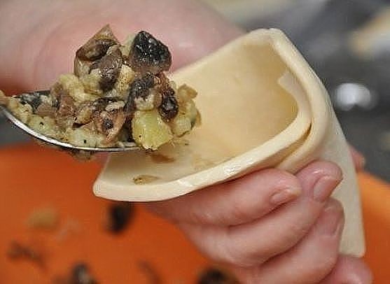 Слоеные конвертики с грибами