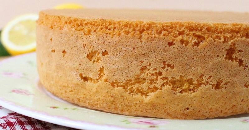 БИСКВИТ НИКАК НЕ ПОЛУЧАЕТСЯ ПЫШНЫМ? — 6 СЕКРЕТОВ ПЫШНОГО БИСКВИТА