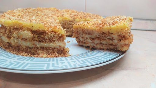 ВКУСНЫЙ И БЫСТРЫЙ ТОРТ, ПОЧТИ ИЗ НИЧЕГО, ПОРАЖАЮЩИЙ СВОЕЙ НЕЖНОСТЬЮ.