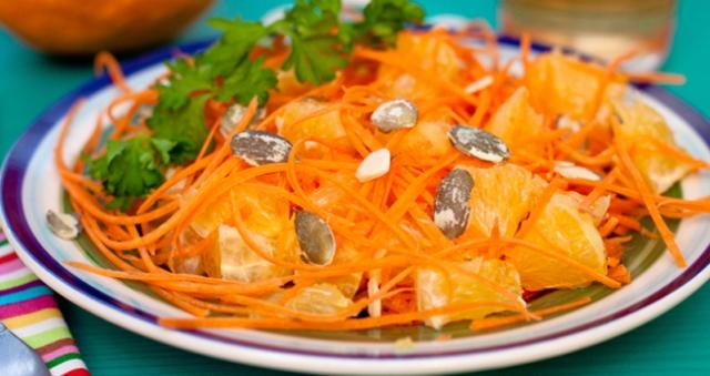 «Мама, не волнуйся! Уже ушло 4 кг, продолжаю худеть…». Салат «Ленивый» для худеющих.