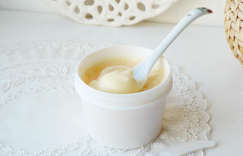 Как избавиться от морщин, темных кругов под глазами и сыпи. Этот на 100 % натуральный продукт может храниться в твоем холодильнике!