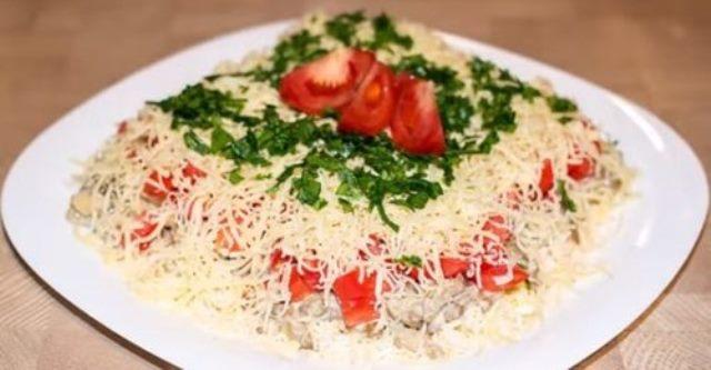 Загадочный салат с баклажанами: сразу и не догадаешься, из чего он