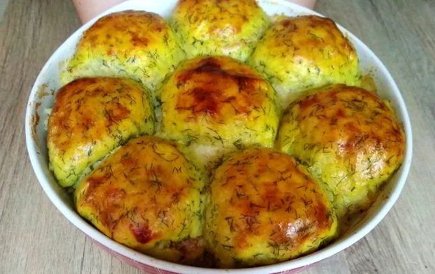 Сытное и очень вкусное горячее блюдо из картофеля и фарша Сытное и очень вкусное горячее блюдо из картофеля и фарша