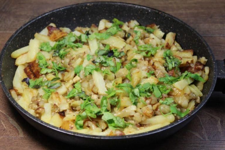 БЫСТРЫЙ ПИРОГ С ЗАМОРОЖЕННЫМИ ЯГОДАМИ. Этот рецепт ПОКОРИЛ МЕНЯ ПРОСТОТОЙ БЫСТРЫЙ ПИРОГ С ЗАМОРОЖЕННЫМИ ЯГОДАМИ. Этот рецепт ПОКОРИЛ МЕНЯ ПРОСТОТОЙ