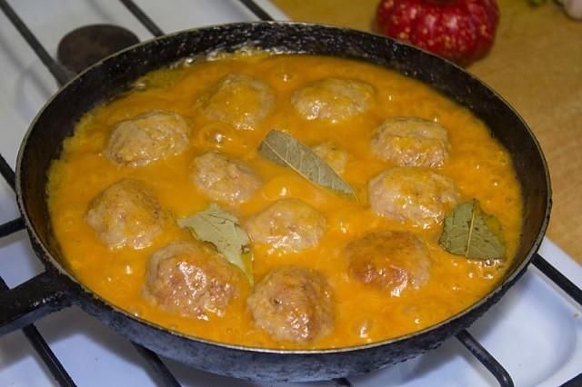 Подруга научила меня печь это чудесное пирожное.