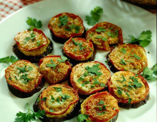 Супер ЗАКУСКА. Подходит практически ко всему!