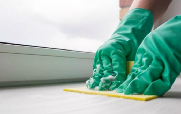 Как отмыть пластиковый подоконник от въевшейся грязи и плесени Как отмыть пластиковый подоконник от въевшейся грязи и плесени