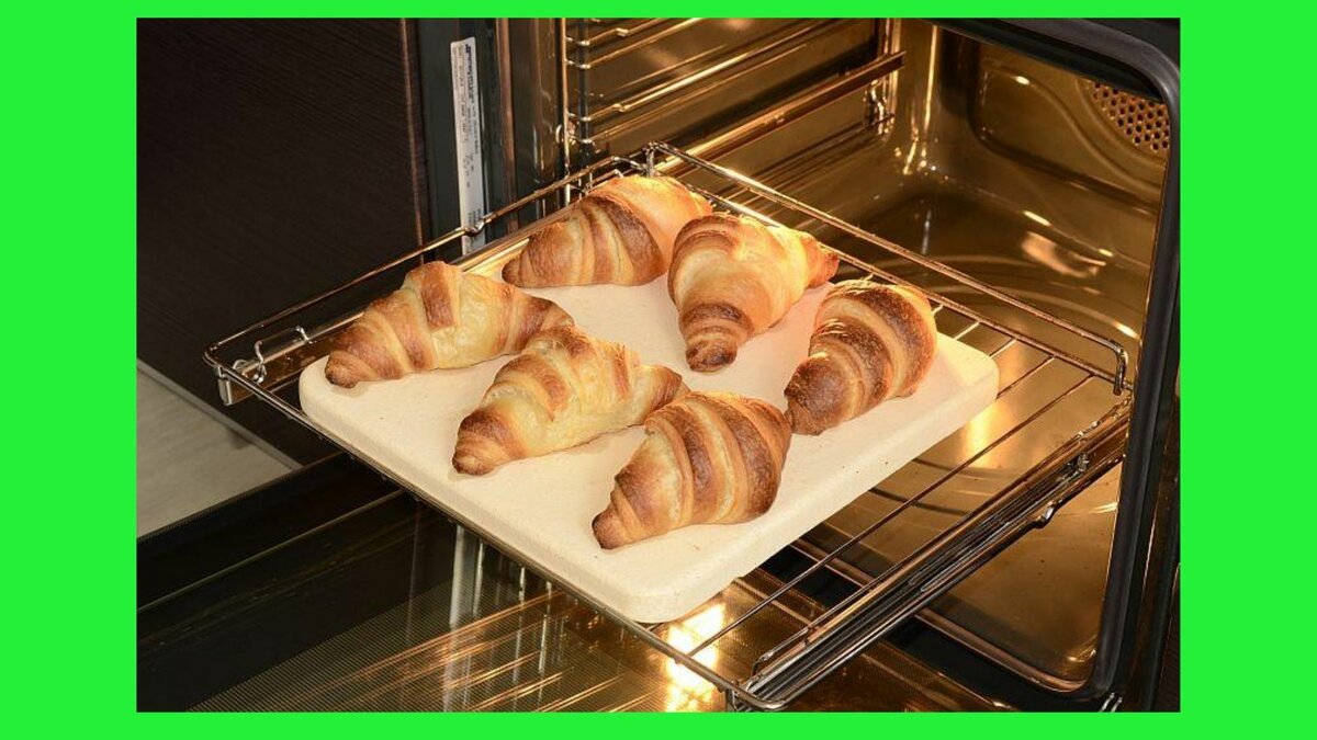 Моя духовка аж блестит. Рассказываю, как быстро и дешево отмываю духовку средством, которое всегда есть под рукой на нашей кухне