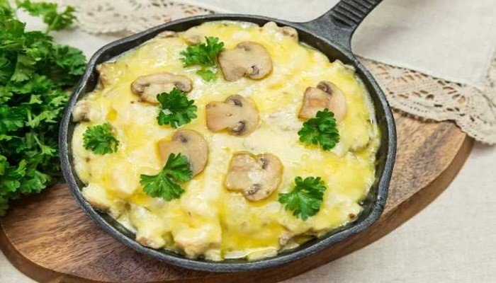 ЖЮЛЬЕН ИЗ ШАМПИНЬОНОВ. Так быстро и так вкусно! ЖЮЛЬЕН ИЗ ШАМПИНЬОНОВ. Так быстро и так вкусно!