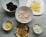 Салат с курицей и черносливом