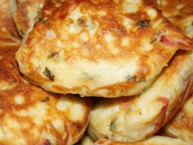 Вкусный рецепт приготовления ЛЕНИВЫХ ПИРОЖКОВ. Вкус – потрясающий, готовка – моментальная! Вкусный рецепт приготовления ЛЕНИВЫХ ПИРОЖКОВ. Вкус – потрясающий, готовка – моментальная!