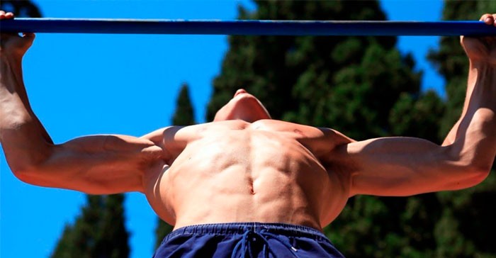 4 лучших программы тренировок на турнике