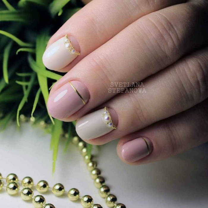 Рождественский маникюр 2021: 80+ непревзойденных фото идей