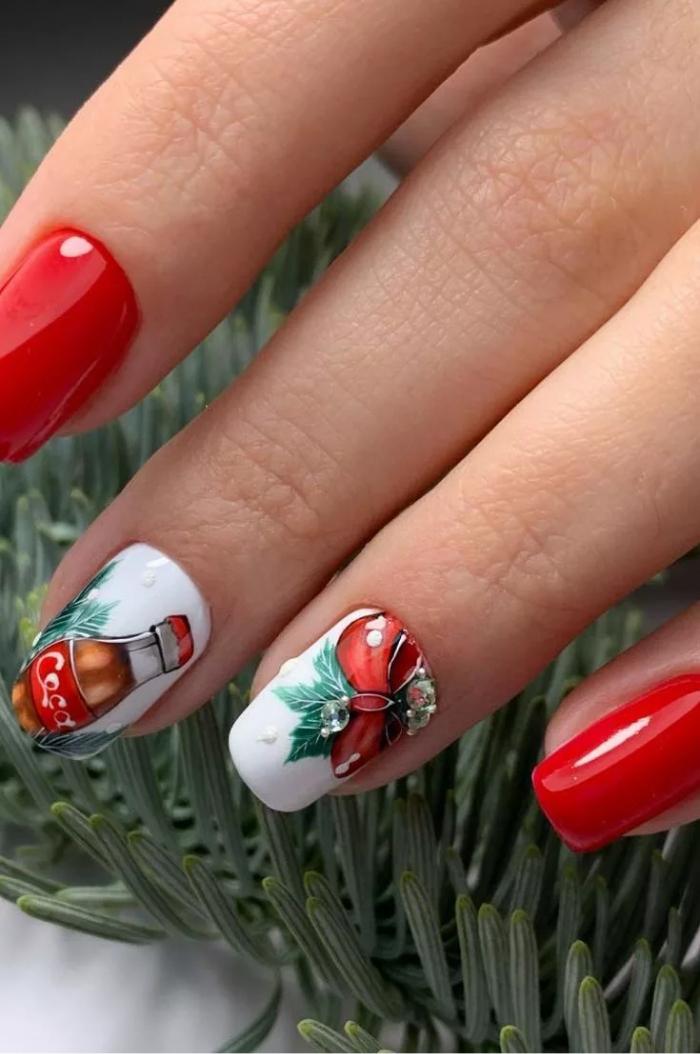 Рождественский маникюр 2021: 80+ непревзойденных фото идей