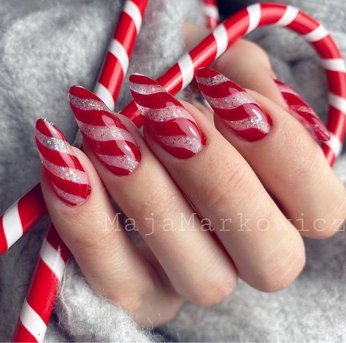Рождественский маникюр 2021: 80+ непревзойденных фото идей