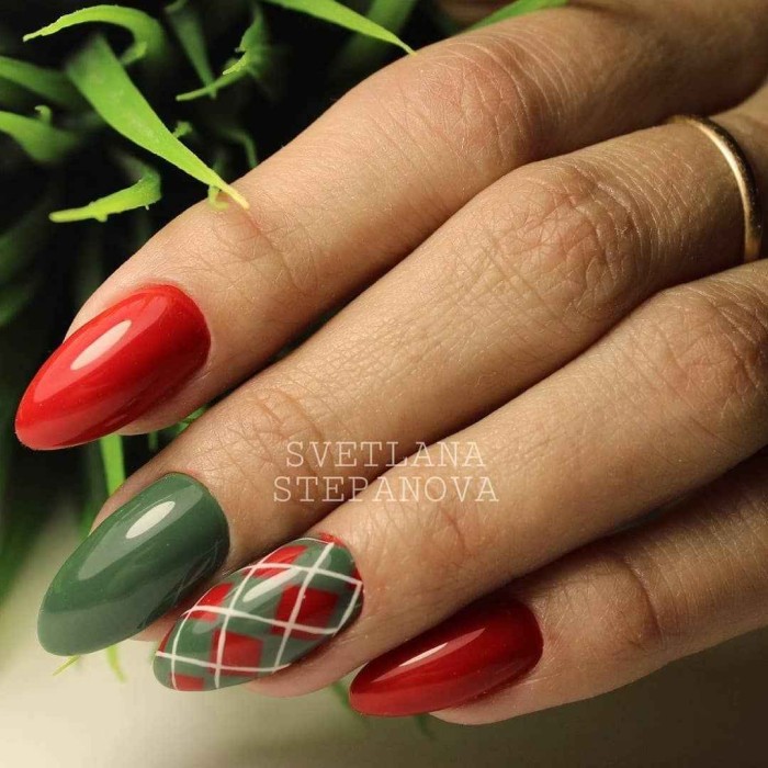 Рождественский маникюр 2021: 80+ непревзойденных фото идей