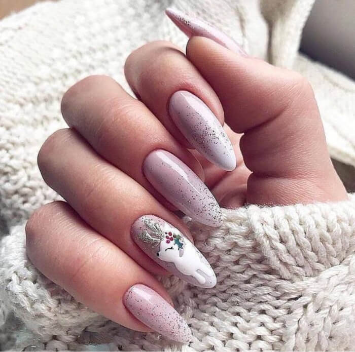 Маникюр на Новый Год 2020-2021 идеи дизайна ноготков к празднику