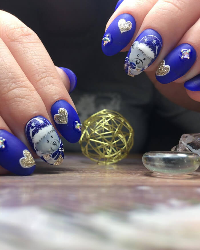 Маникюр на Новый Год 2020-2021 идеи дизайна ноготков к празднику