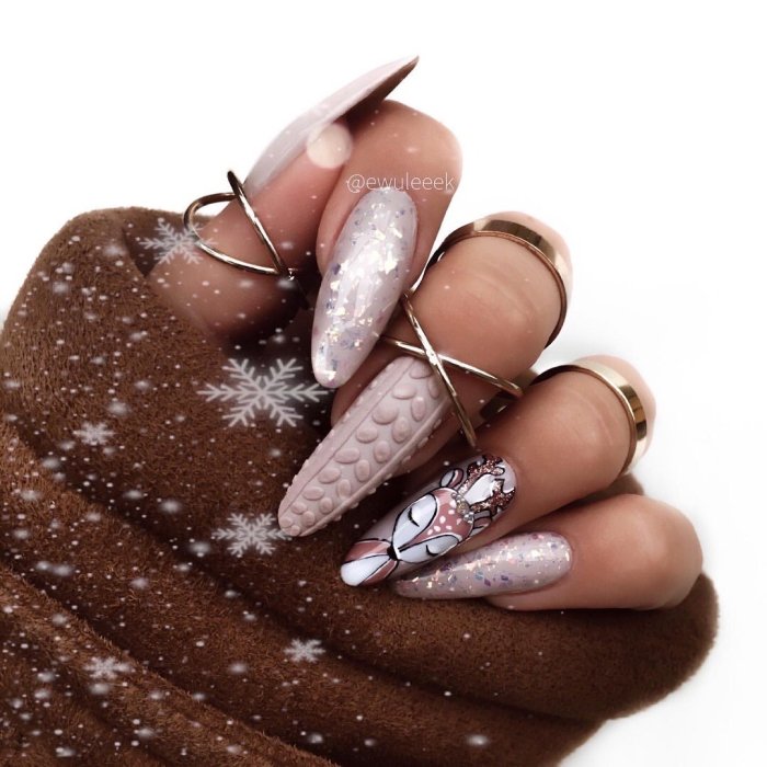 Рождественский маникюр 2021: 80+ непревзойденных фото идей