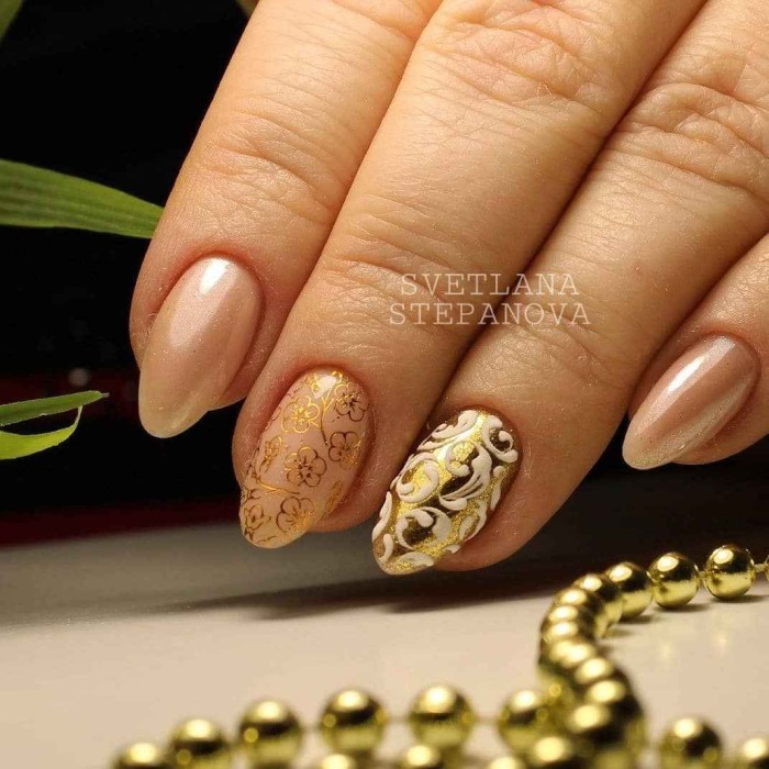 Рождественский маникюр 2021: 80+ непревзойденных фото идей