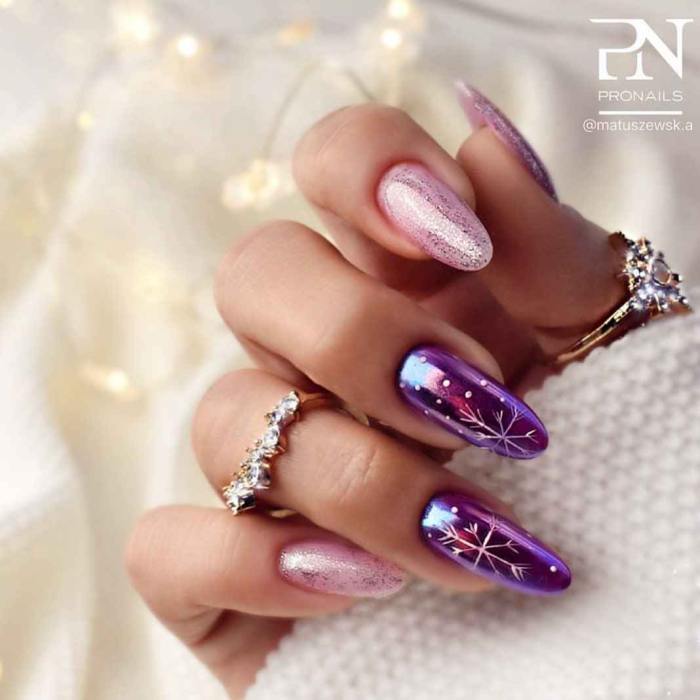 Рождественский маникюр 2021: 80+ непревзойденных фото идей